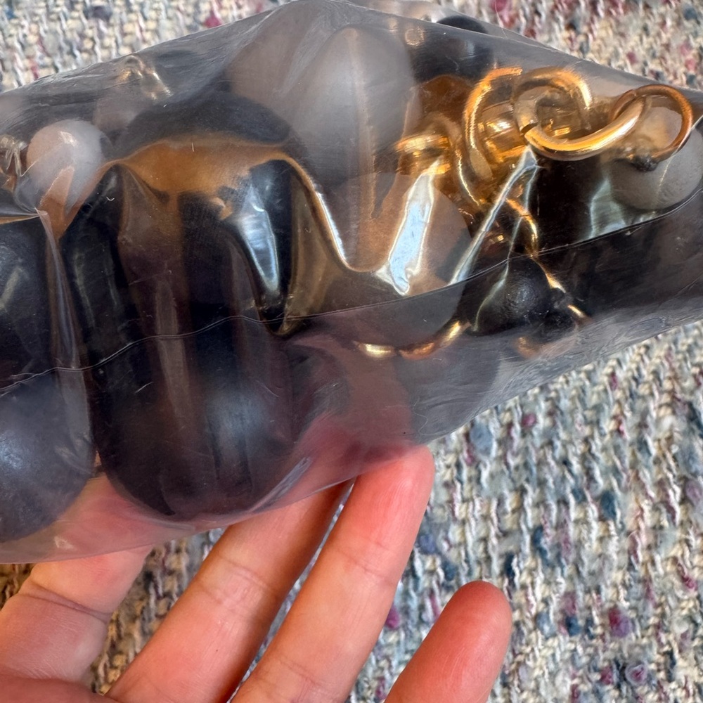 Ziplock bag filled with chunky (mostly) vintage necklaces - Picture 8 of 10